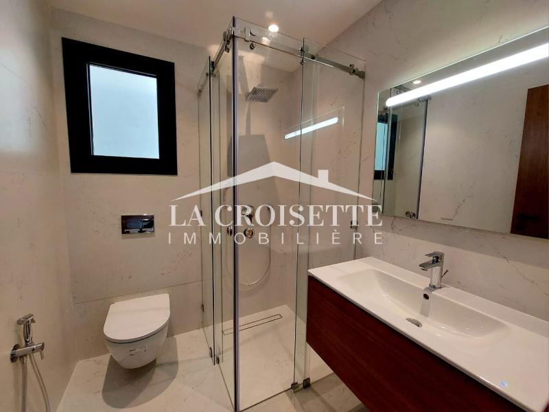 Appartement S+3 avec terrasse vue sur mer à La Marsa